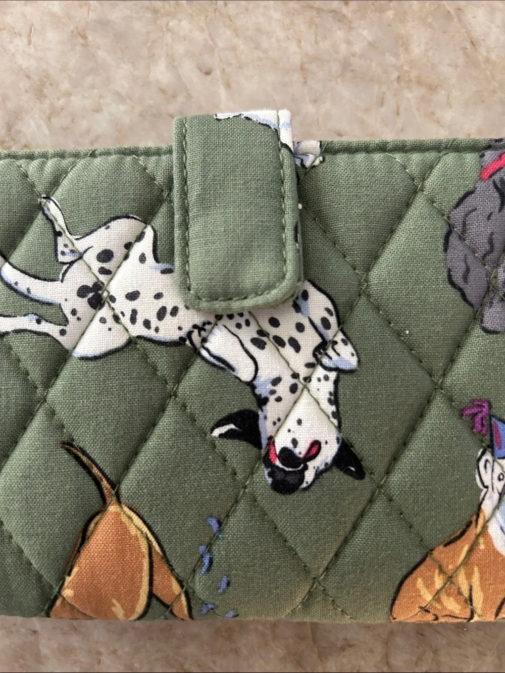 Vera Bradley Olive Green Quilted Wallet with Multicolor Dog Motif - Picture 5 of 5